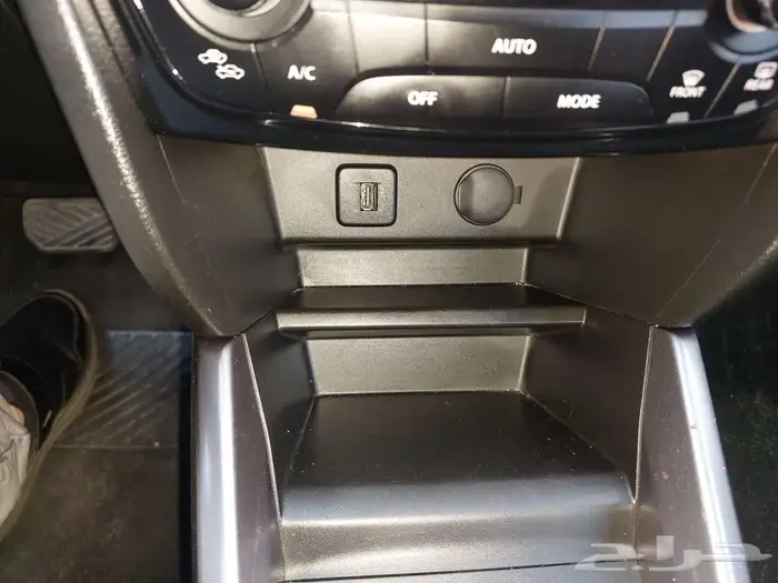 سيارة فيتارا 2019 نصف فل دبل للبيع ( قابل التفاوض ) 10