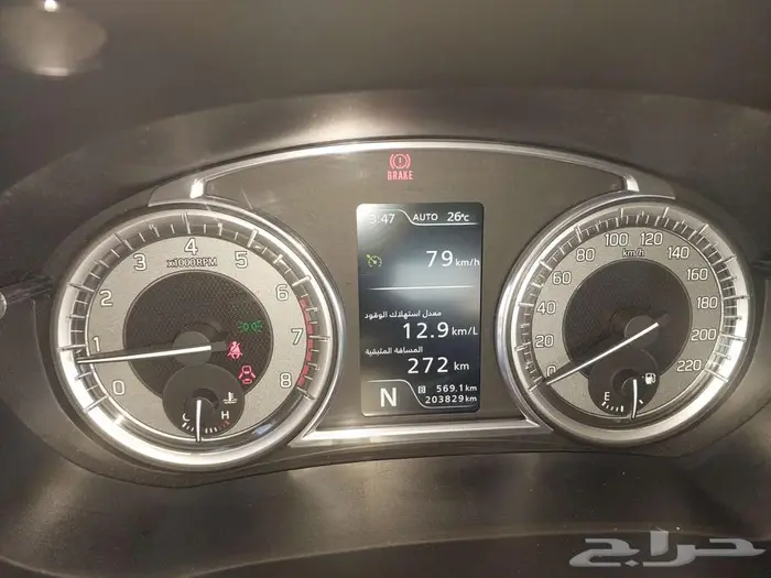 سيارة فيتارا 2019 نصف فل دبل للبيع ( قابل التفاوض ) 13
