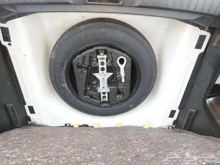 سيارة فيتارا 2019 نصف فل دبل للبيع ( قابل التفاوض ) 17