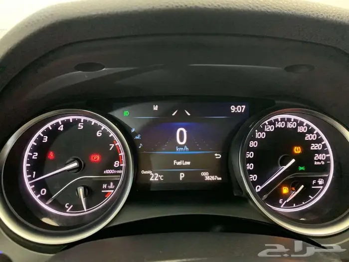 تويوتا كامري سبورت 2023 10