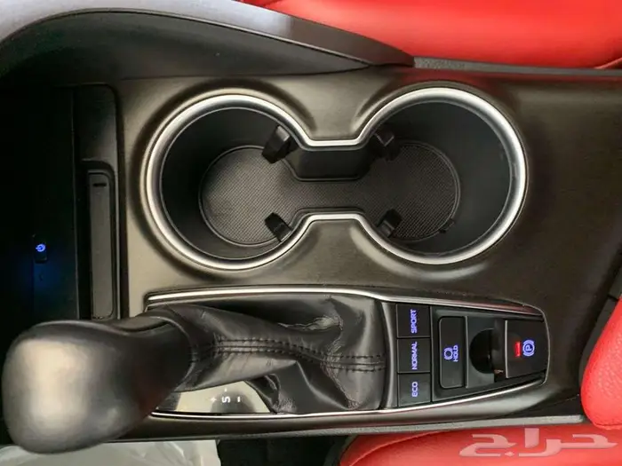 تويوتا كامري سبورت 2023 19