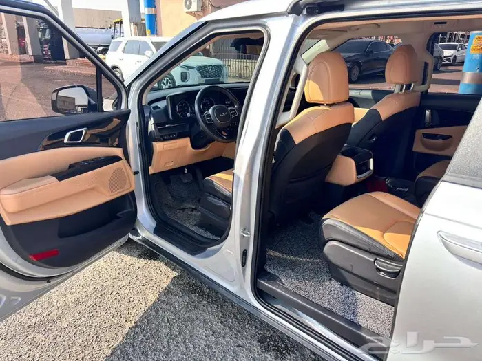 كيا كرنفال ديزل 2023 بطاقة جمركية استيراد كوريا 13