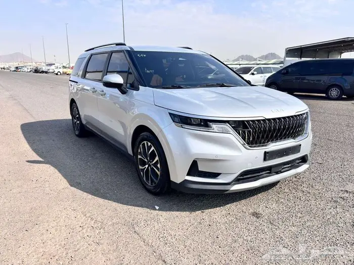 كيا كرنفال ديزل 2023 بطاقة جمركية استيراد كوريا 7