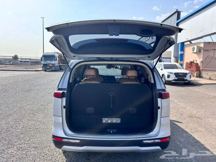 كيا كرنفال ديزل 2023 بطاقة جمركية استيراد كوريا 4