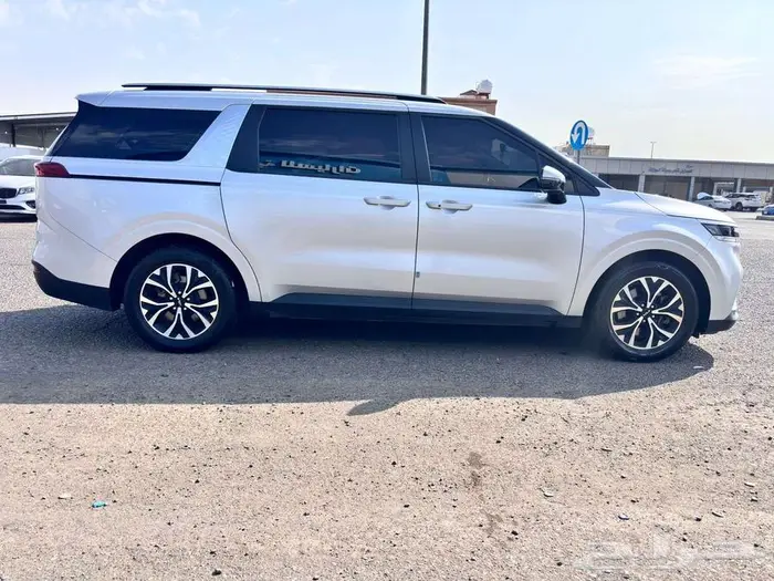 كيا كرنفال ديزل 2023 بطاقة جمركية استيراد كوريا 6