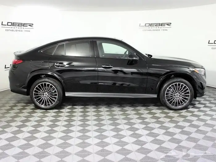 مرسيدس GLC300 2025 شبه جديد فل كامل 5