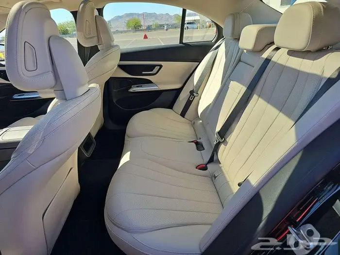 2025 Mercedes-Benz E 350 Sedan 12