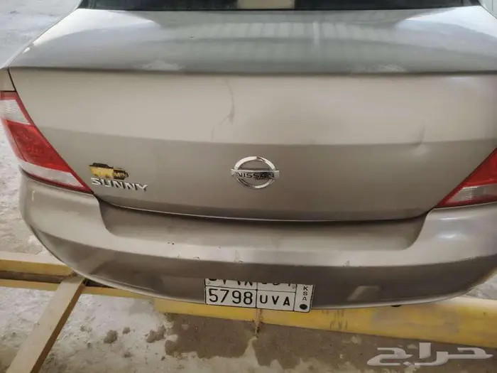 سيارة نيسان صني SUNNY 2010 5