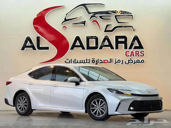 تويوتا كامري E بنزين 2025 سعودى عروض اخر السنة كاش واقساط 2