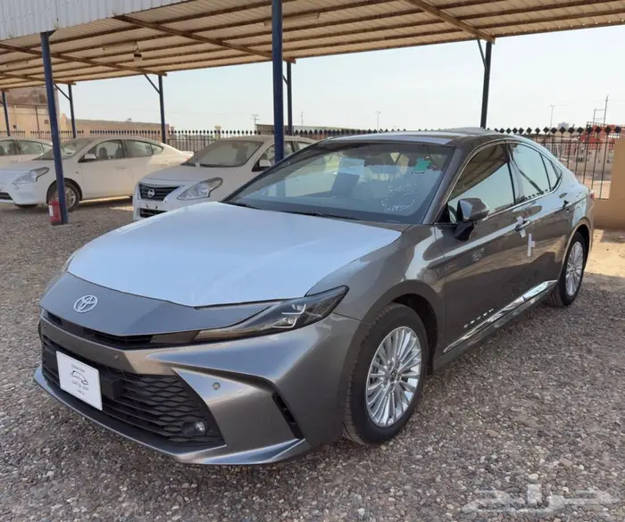 تويوتا كامري 2025 LE سعودي تيتانيوم 41