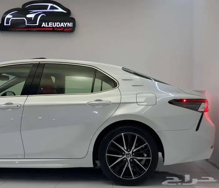 تويوتا كامري سبورت 2023 9