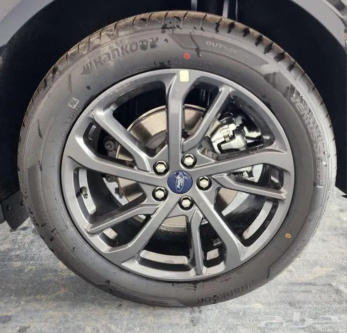 فورد تورس امبيانتي 2026 متوفره كاش واقساط 17