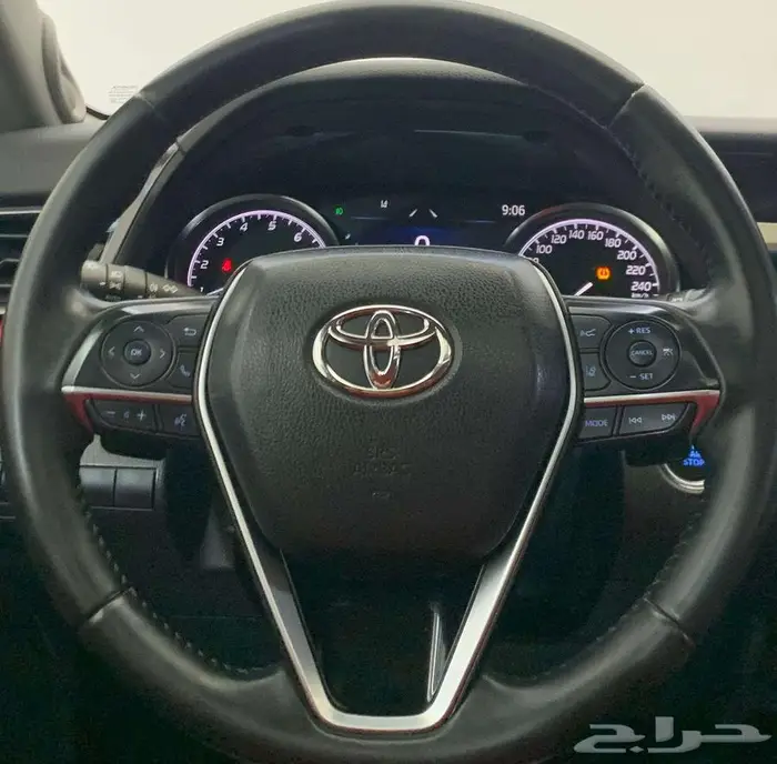 تويوتا كامري سبورت 2023 11