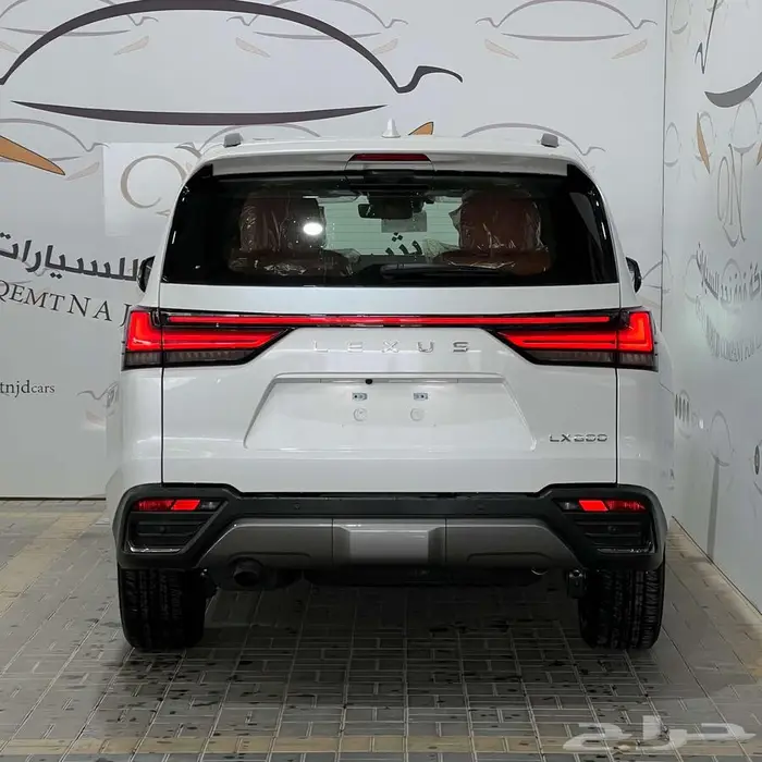 لكزس LX600 VIP سعودي دبل بنزين تماتيك 2025 عرض خاص 3