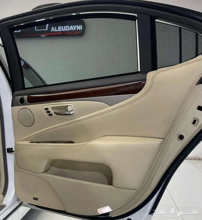 لكزس LS 460 L 2015 27