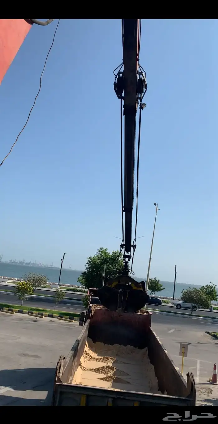 كرين لرفع الرمل ومواد البناء كباش رمل للإيجار 5