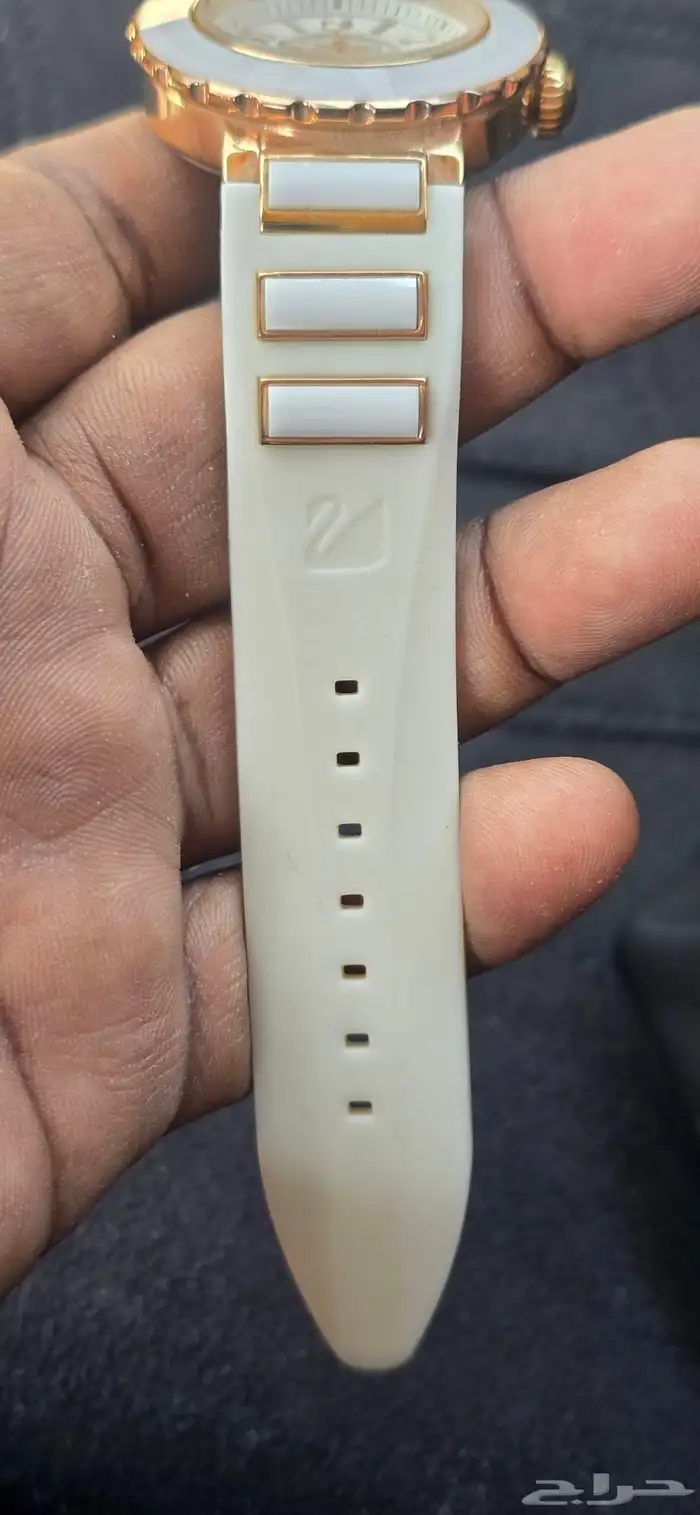 للبيع ساعة سويسري 3