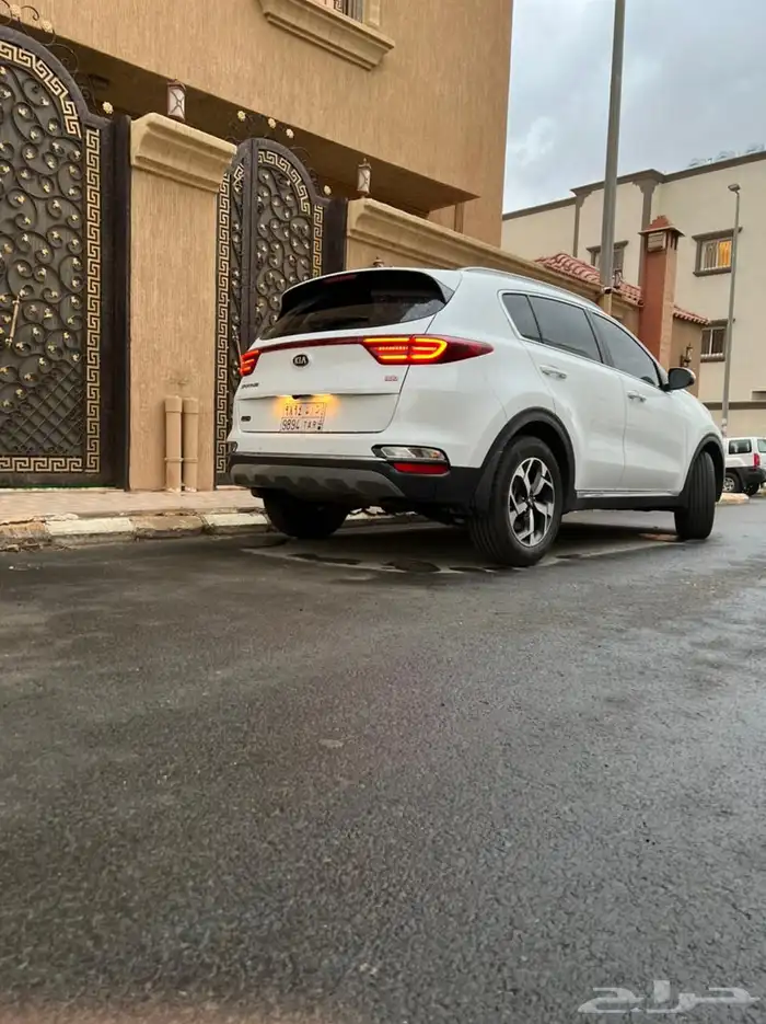 سياره كيا سبورتاج 2022 1600 سي سي 3