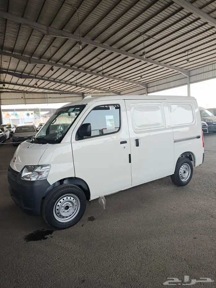 تويوتا لايت آيس 2025 - الخيار الأمثل للأعمال الصغيرة 7