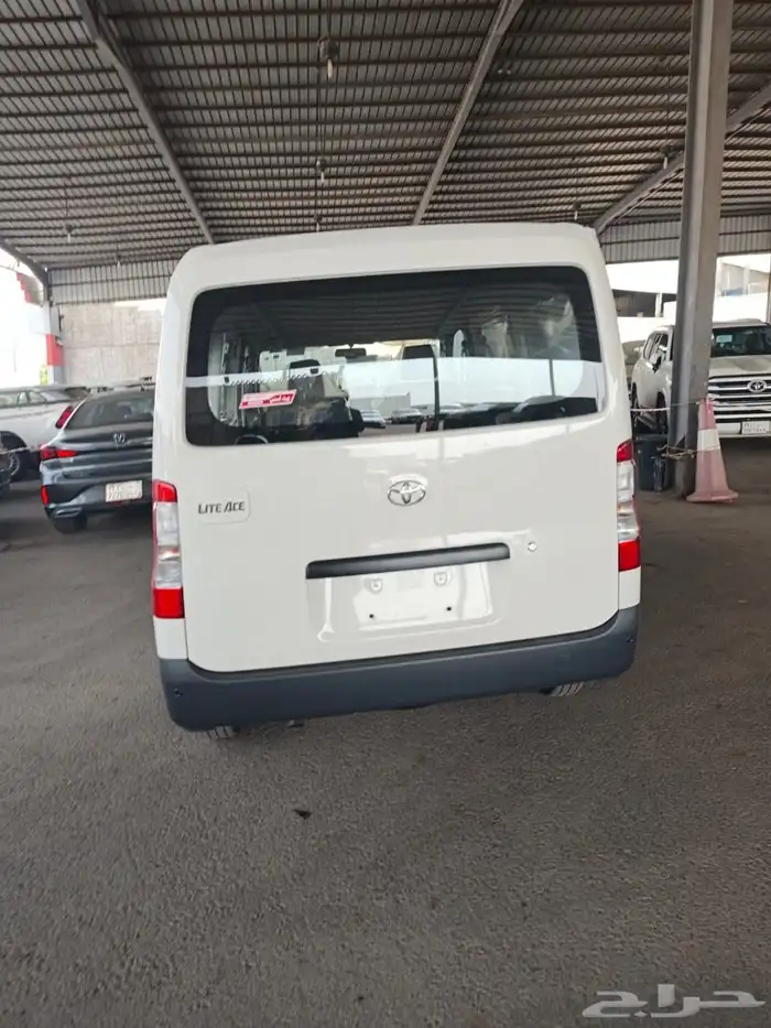 تويوتا لايت آيس 2025 - الخيار الأمثل للأعمال الصغيرة 4