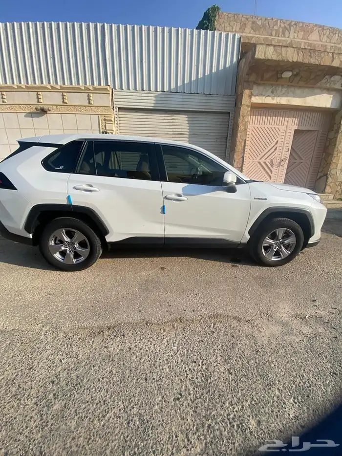 تويوتا راف فور 2023 سعودي 12