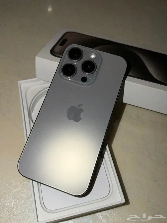 ايفون 15 برو نظيف 0