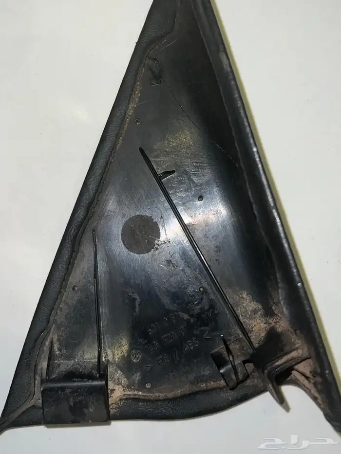 للبيع قطعة غطاء زاويه مرسيدس 0