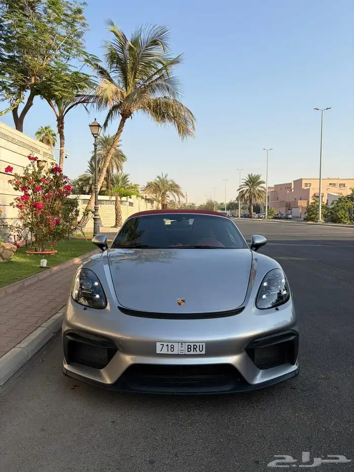 بورش سبايدر ناقل يدوي وارد ساماكو تحت الضمان 24