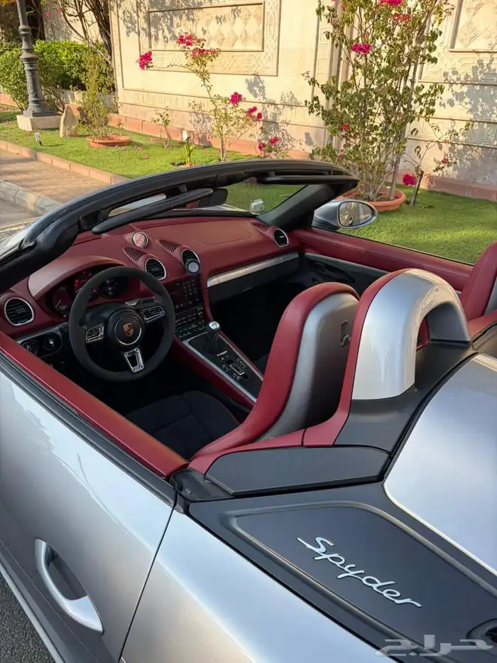 بورش سبايدر ناقل يدوي وارد ساماكو تحت الضمان 10