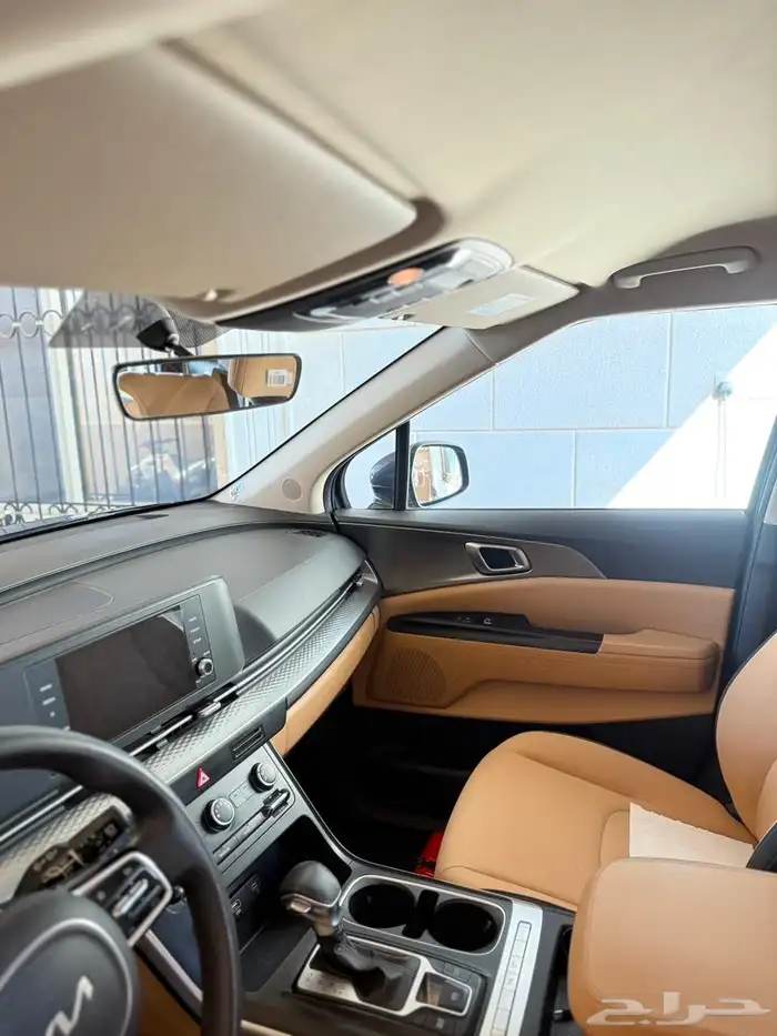 كيا كرنفال 2023 وارد الوكيل الجبر ماشي 102000 13