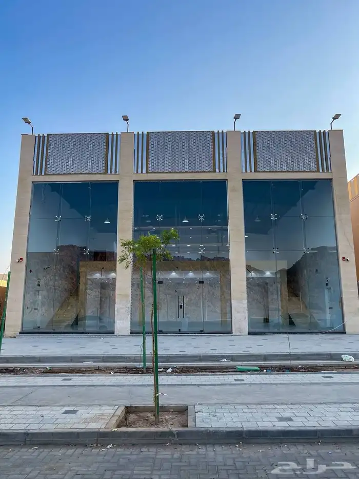 معرض تجاري (للبيع) 0