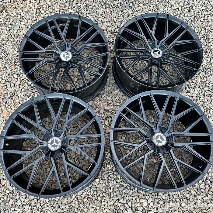 جنوط مرسيدس مقاس 21 انش (عرضين مختلفين 1