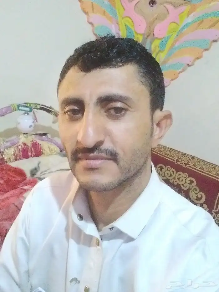 انا مقاول ومعلم بناء وتشاطيب ودهانات وبلاط سراميك 0