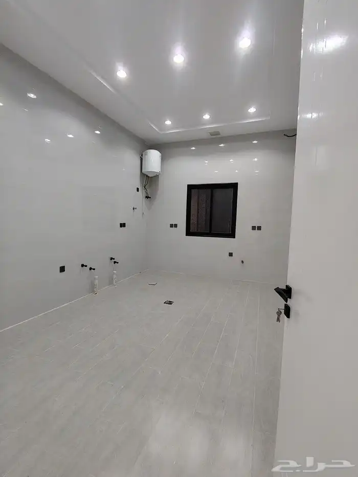 للبيع شقة علوية شمال خميس مشيط تشطيب مودرن مساحة وسيعة 9