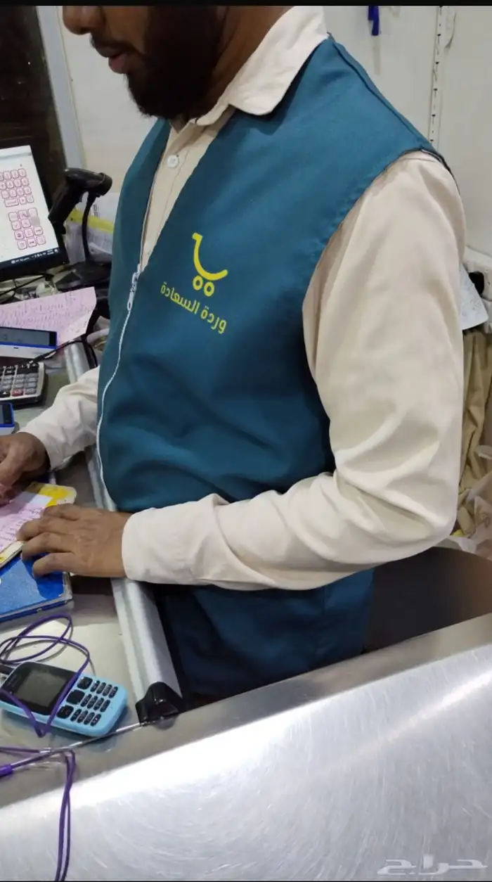 صدريات وتيشرتات 8