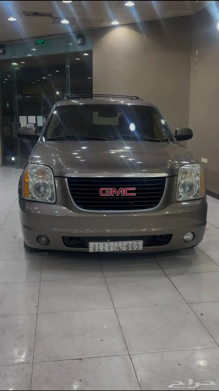 يوكن 2011 GMC 16