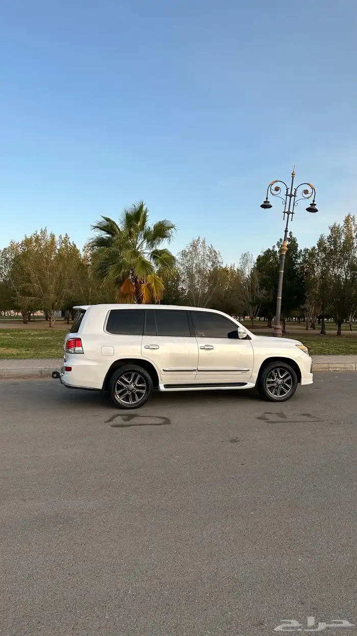 جيب لكزس DD 2012 3