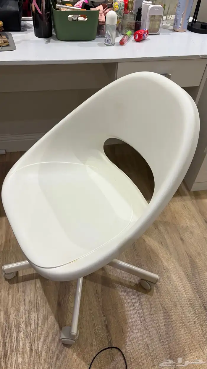 طاوله على شكل L 1