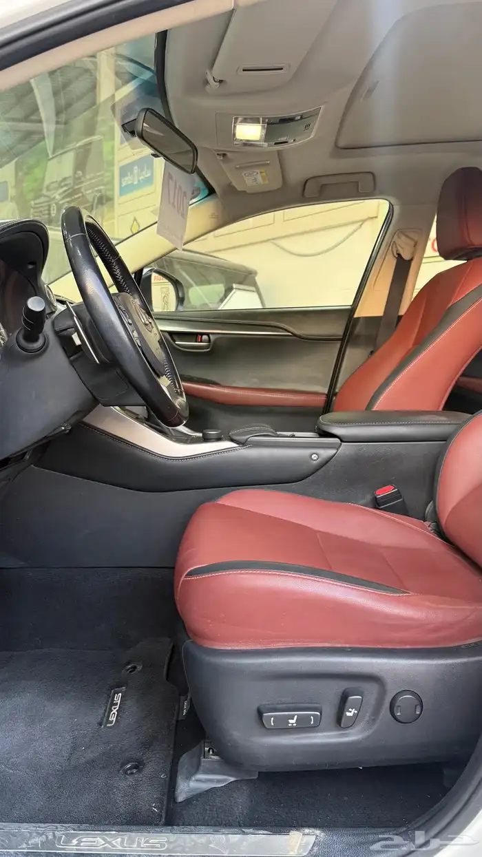 لكزس NX200 مديل 2017 بحالة الوكاله 9