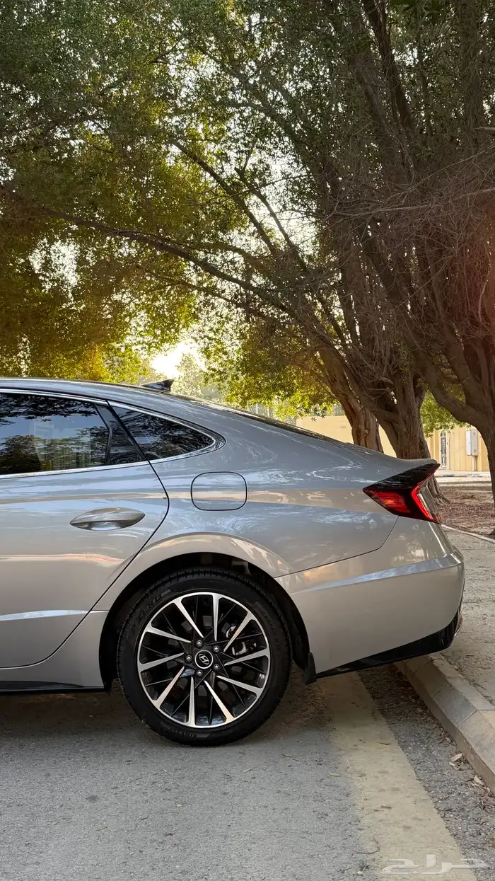 هيونداي سوناتا - 2023 - سمارت - نص فل -ممشى قليل -شبه وكالة 23