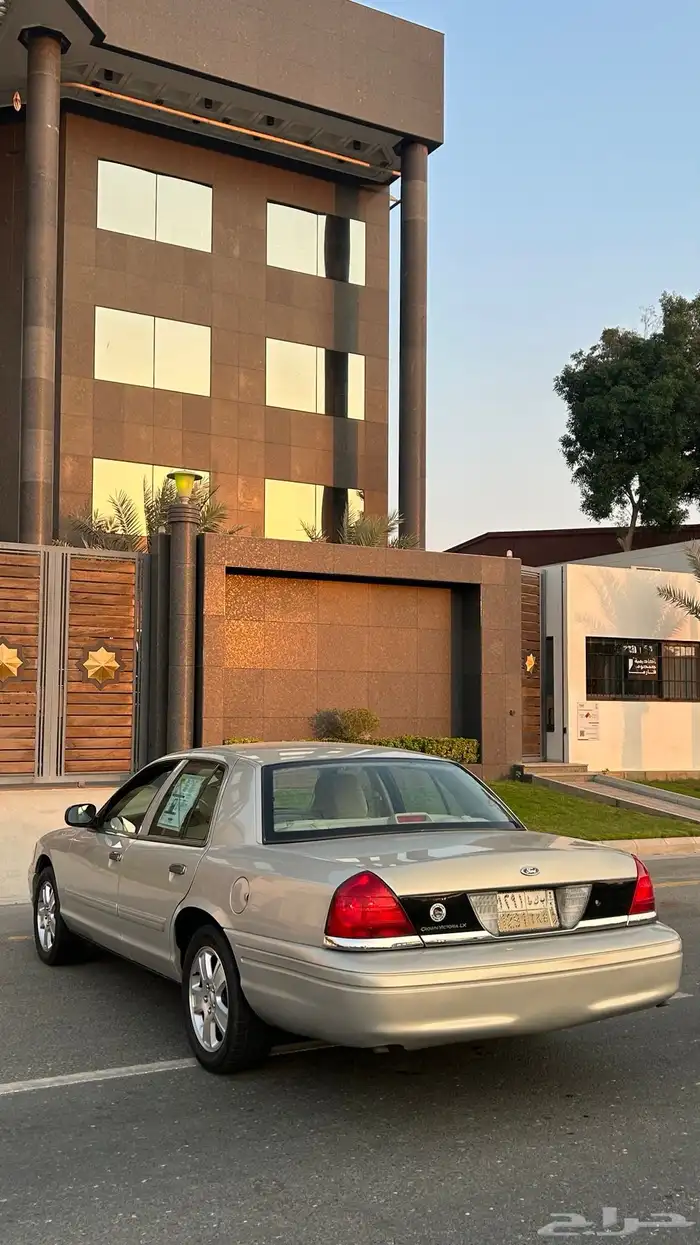 فورد كراون فكتوريا (2012) 5