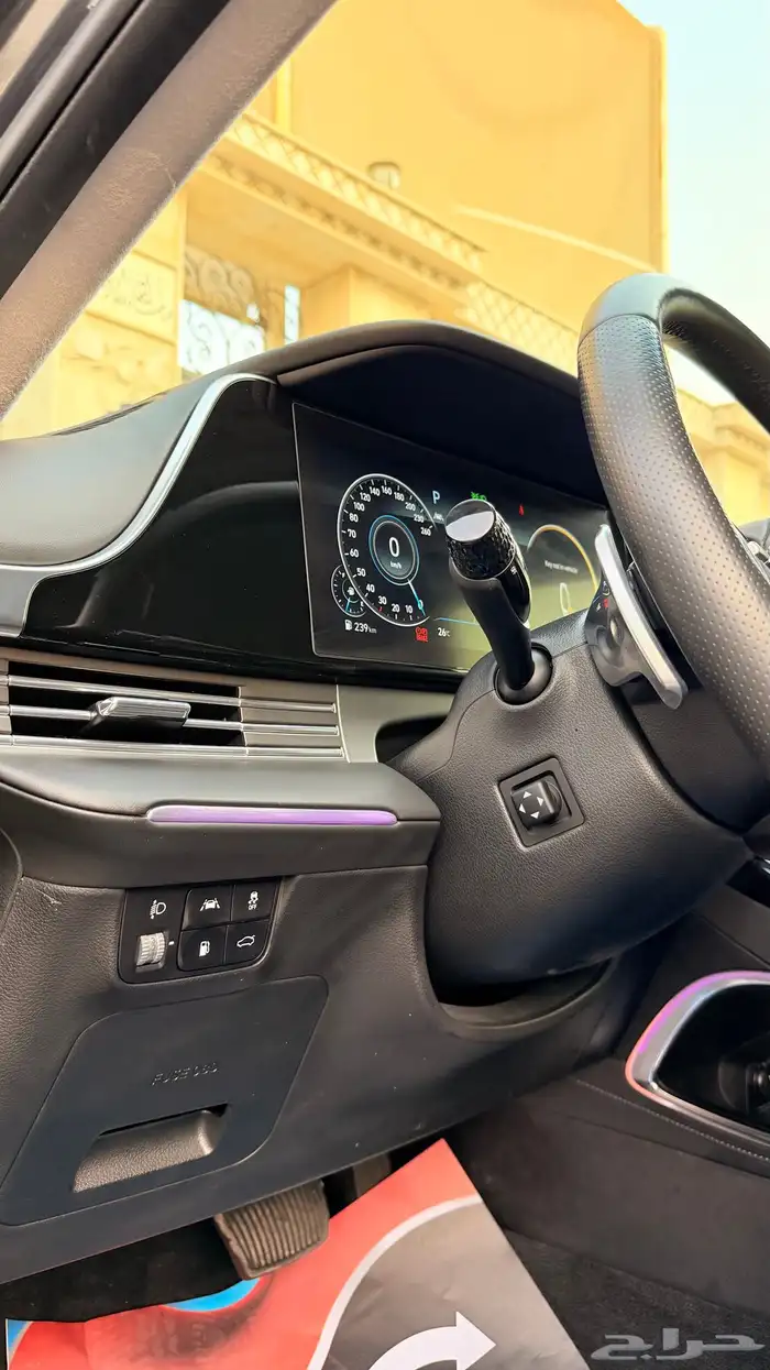 هونداي ازيرا 2022 ( بنزين 6V ) فل اوبشن مواصفات خاصة 11