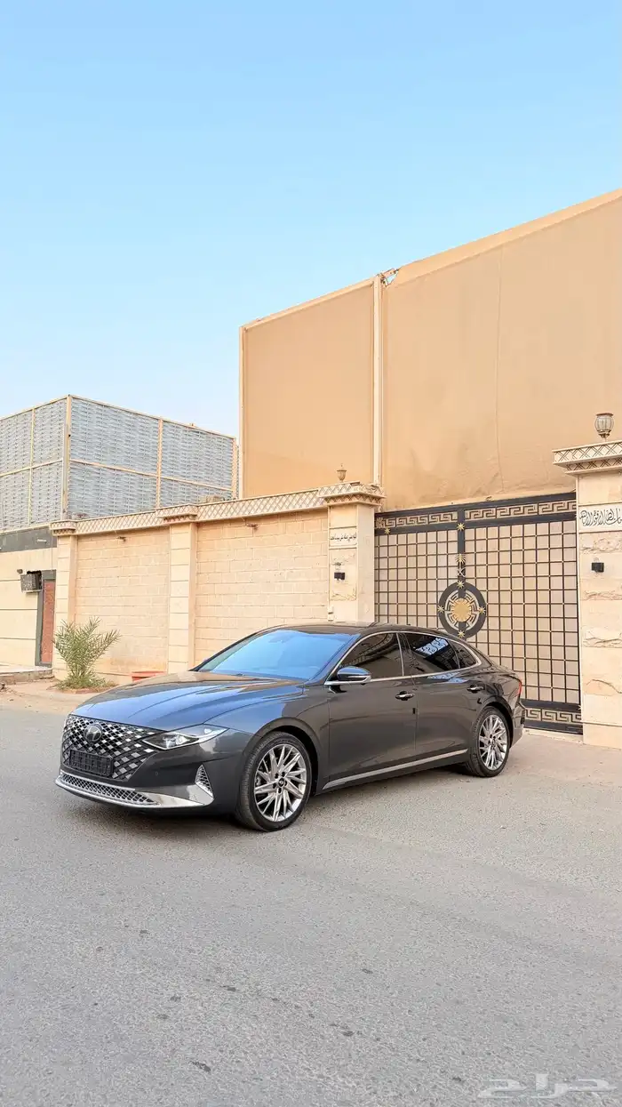 هونداي ازيرا 2022 ( بنزين 6V ) فل اوبشن مواصفات خاصة 7