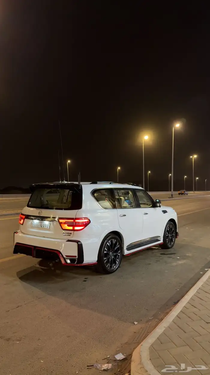 للبيع باترول 2011 محول نيسمو كامل من محركات و خارجي 1