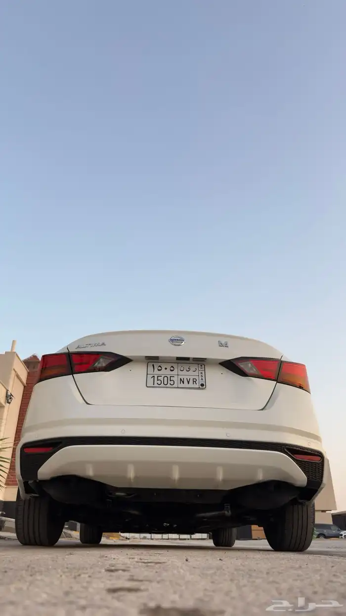 نيسان التيما 2021 ستاندر 18