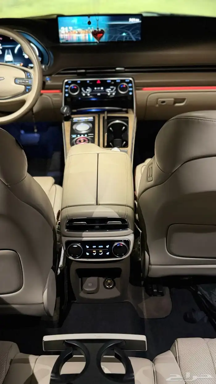 جنسس GV80 فل كامل رويال 2021 33