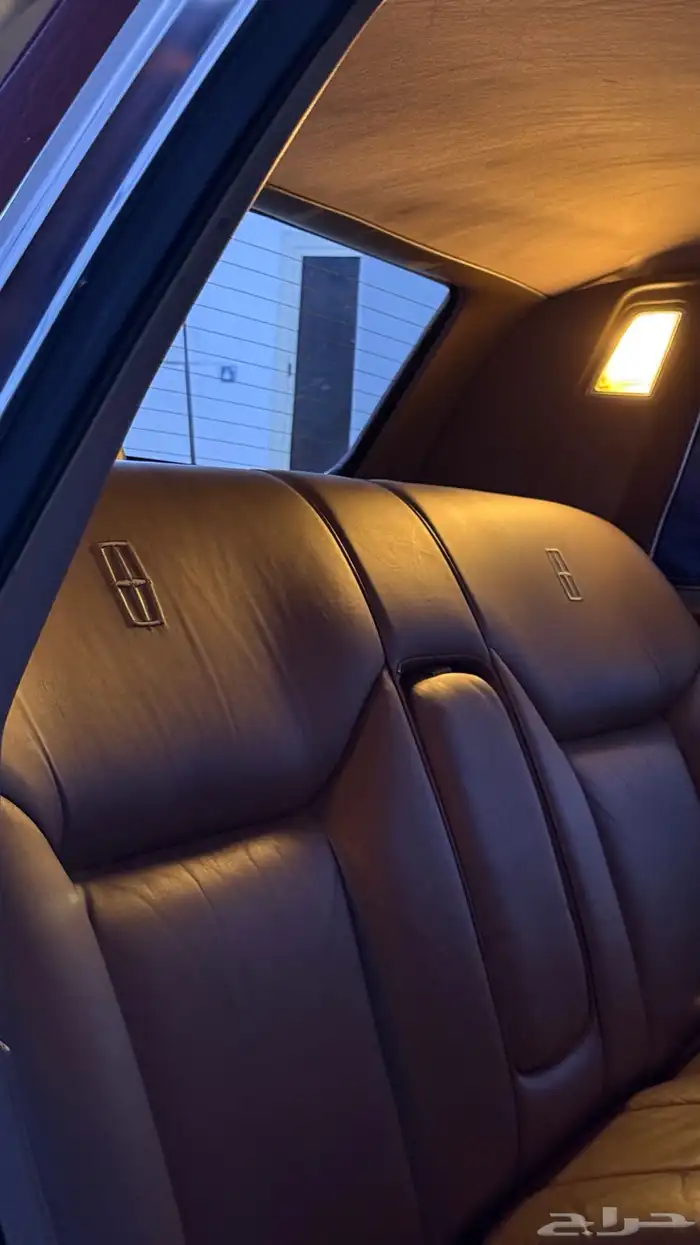 لينكولن تاون كار 1987 6