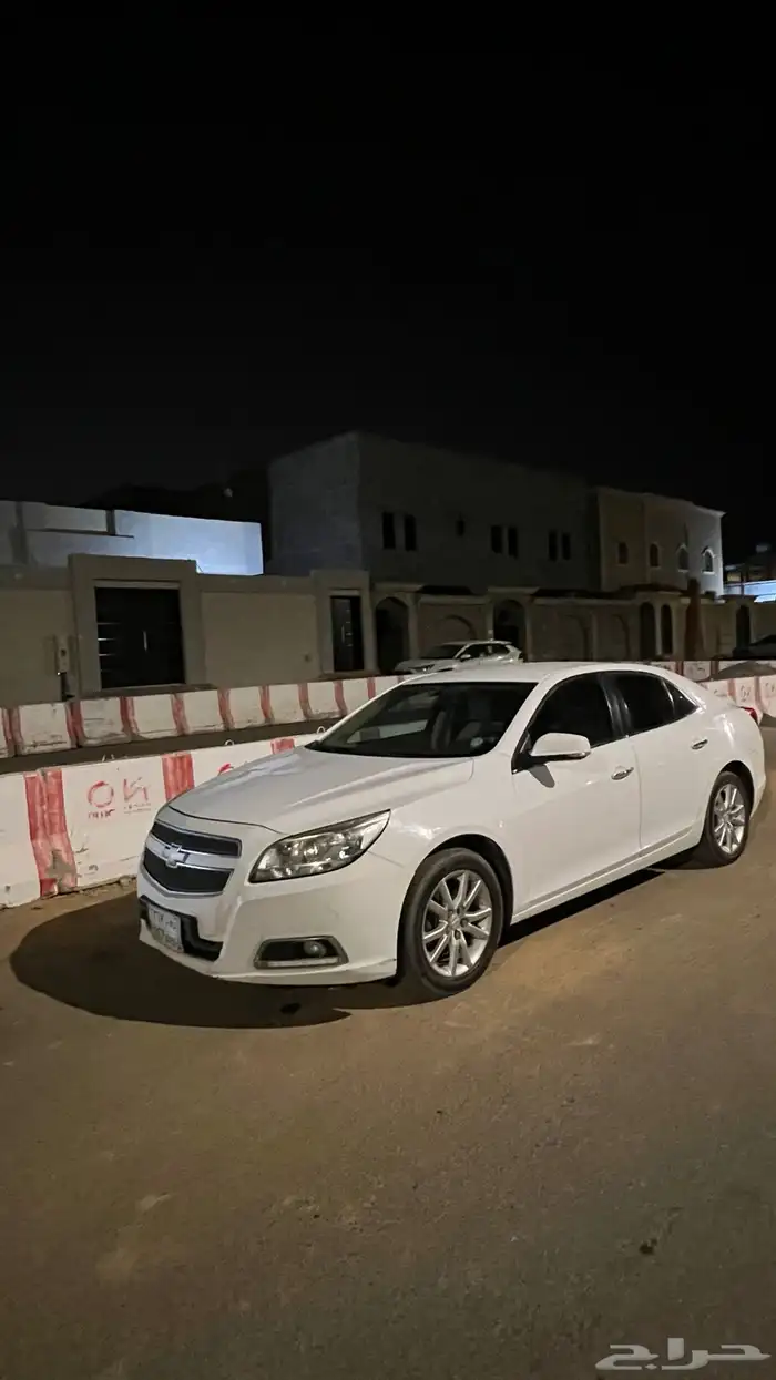 للبيع ماليبو نظيفه وشرط ماشيه 304 والحد 25000 0