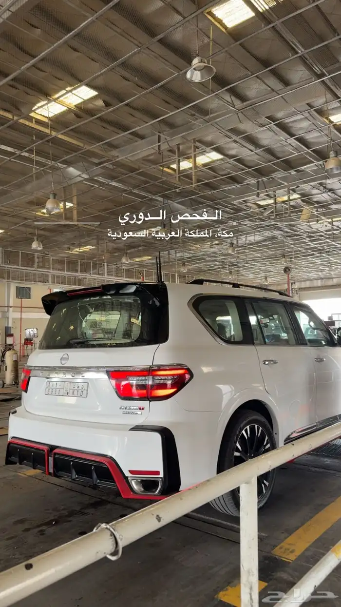 للبيع باترول 2011 محول نيسمو كامل من محركات و خارجي 9