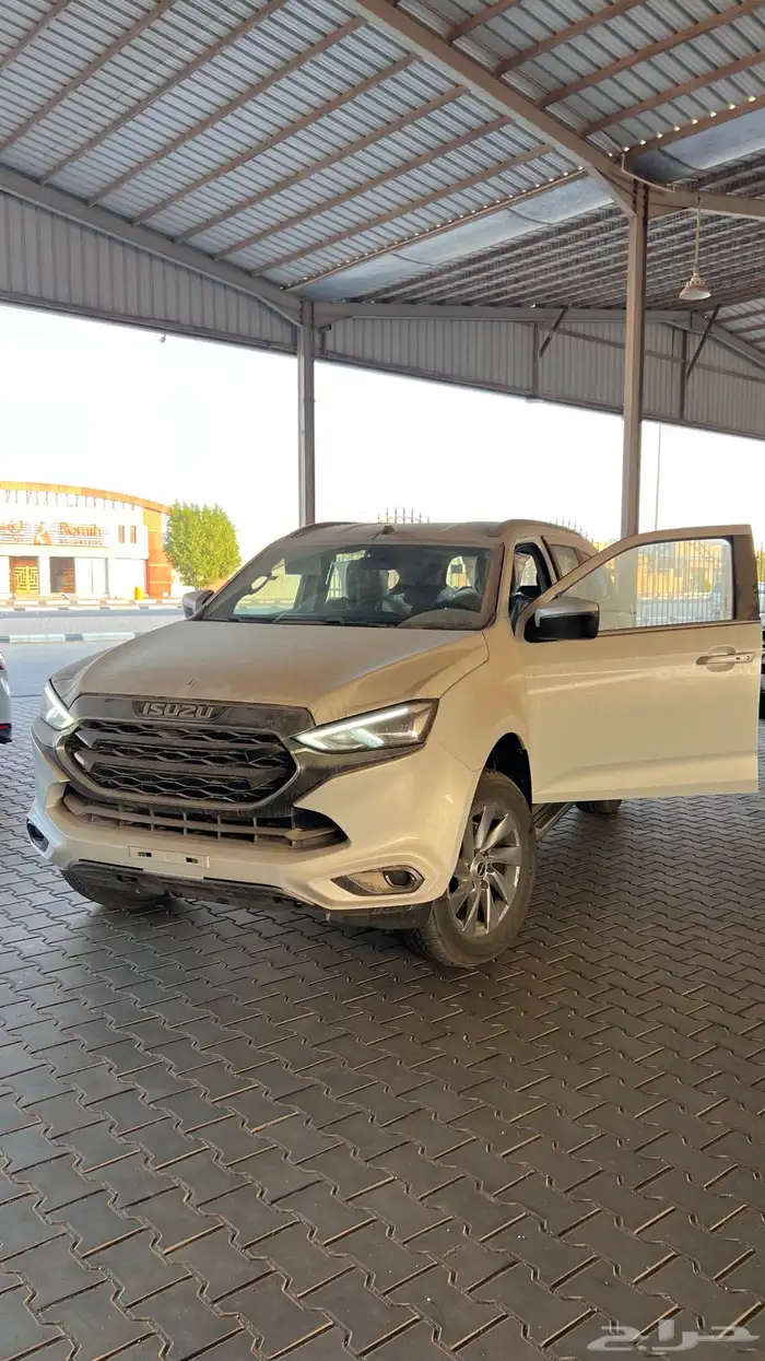 ايسوزو MUX فل كامل ديزل أصفار 2024 1